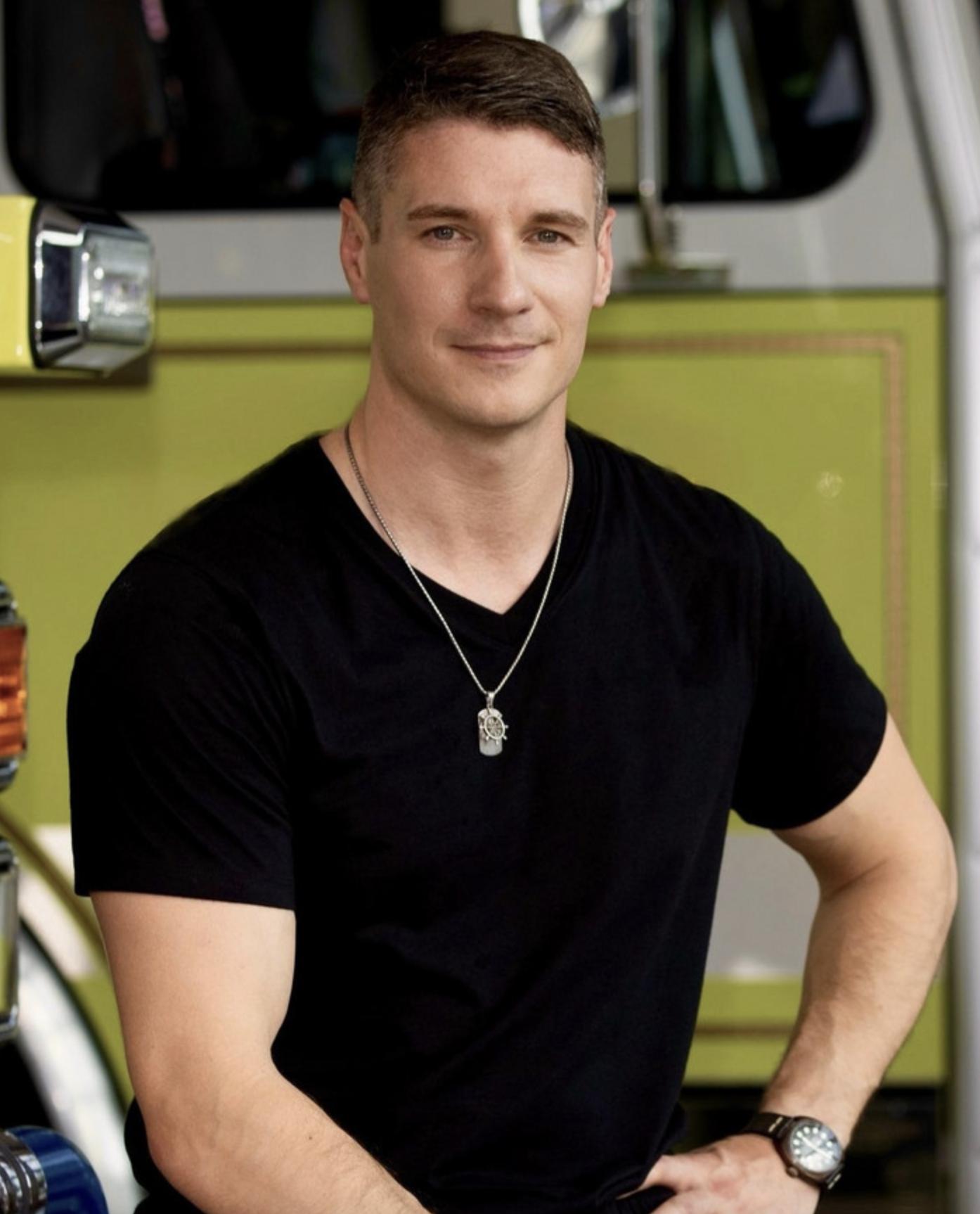 Portrait of Chris Gallant