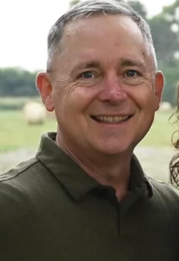 Portrait of Jeffrey Pixley