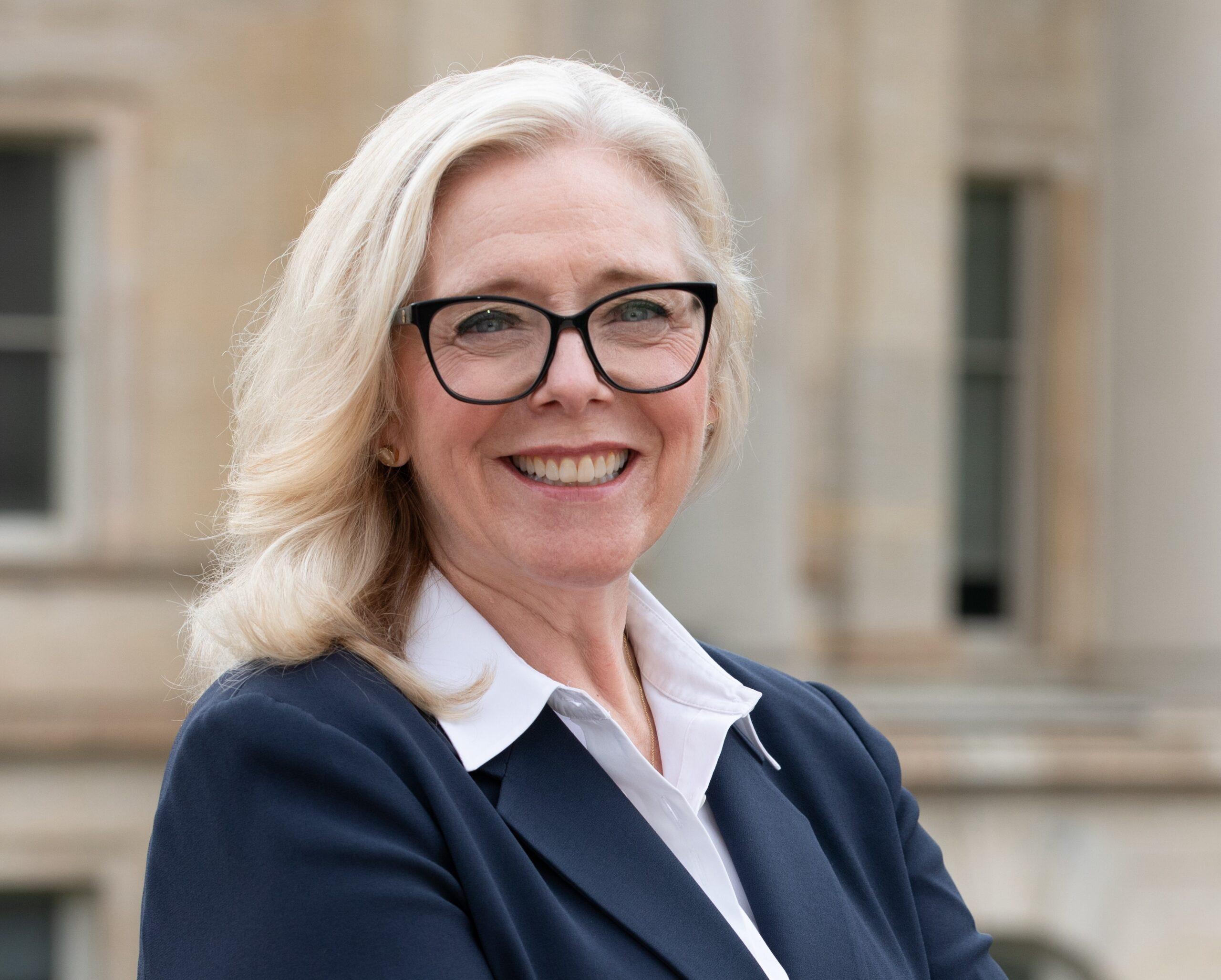 Portrait of Shannon Taylor