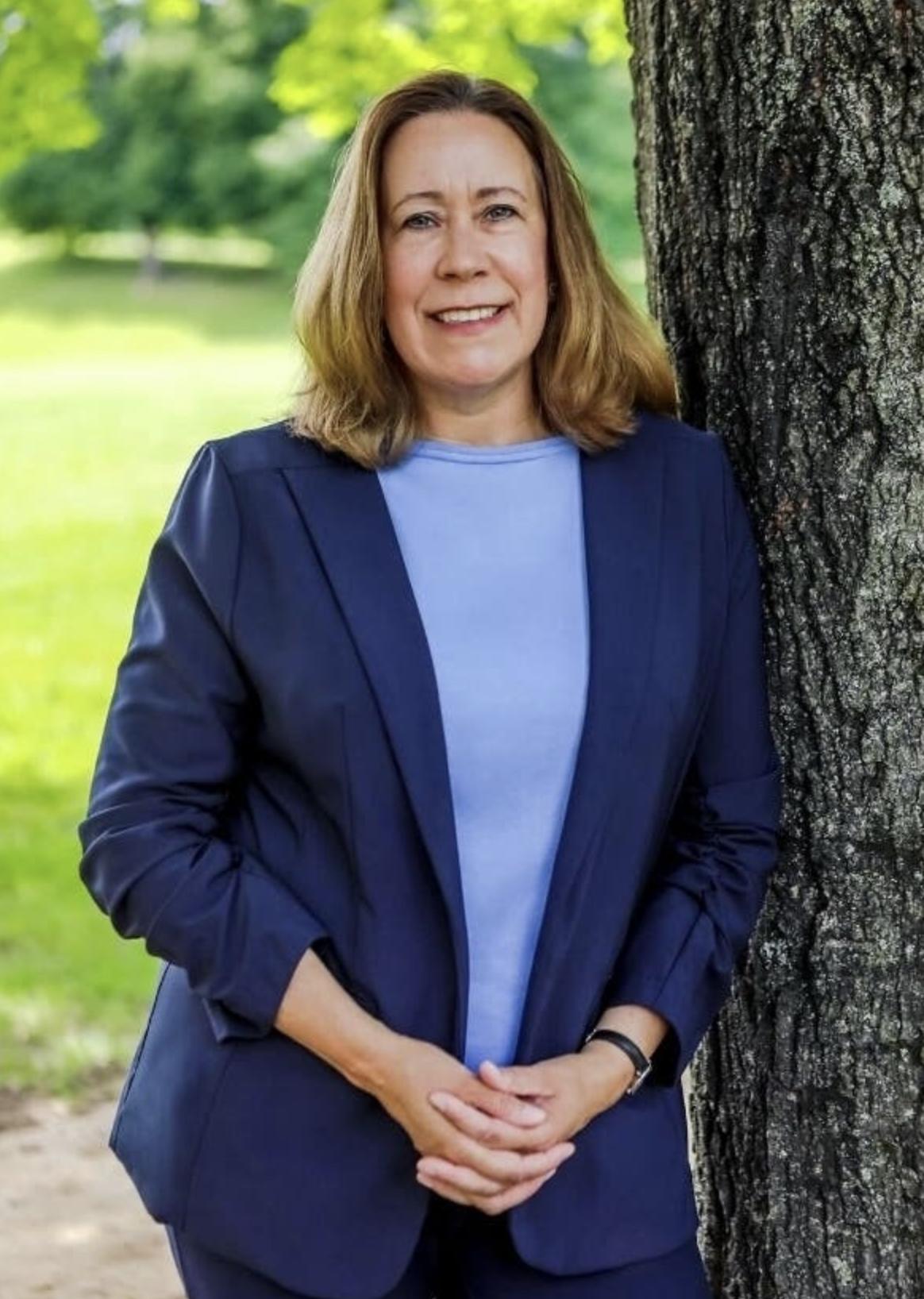 Portrait of Amy Papanu