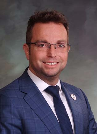 Portrait of Steven Woodrow