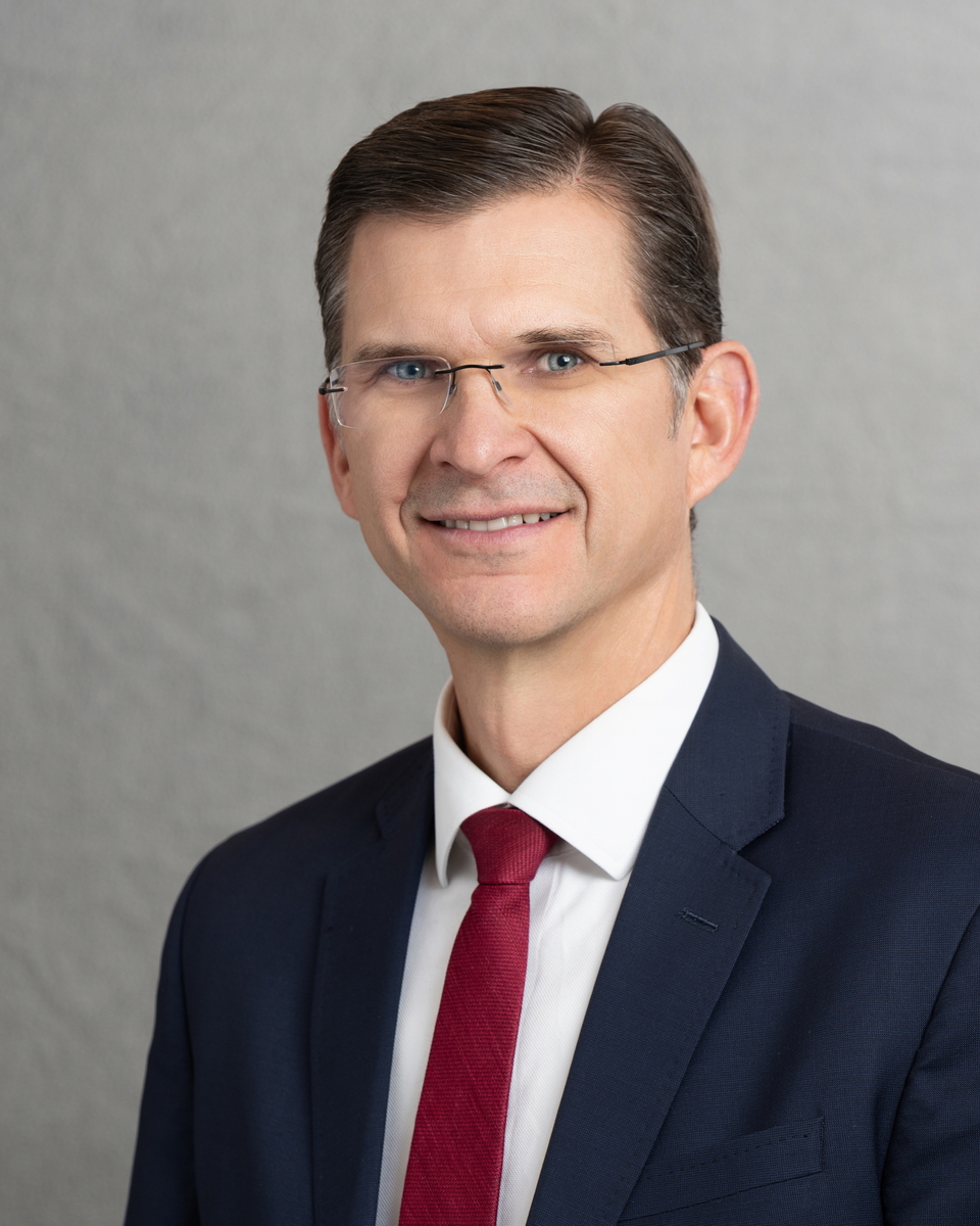 Portrait of R. Neil Walter