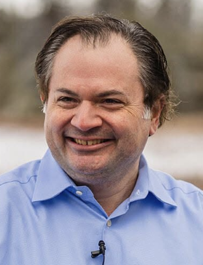 Portrait of Stuart Amoriell