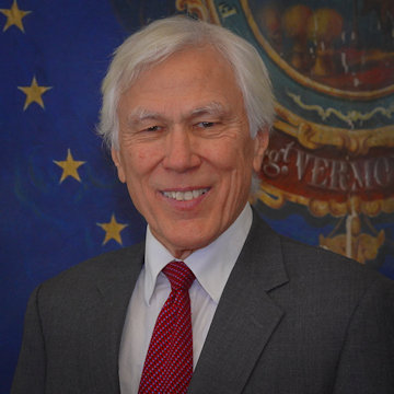 Portrait of Scott Campbell