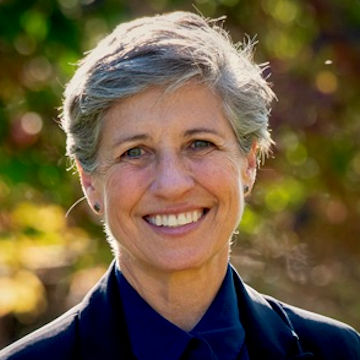 Portrait of Tiffany Bluemle