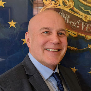 Portrait of Tom Burditt