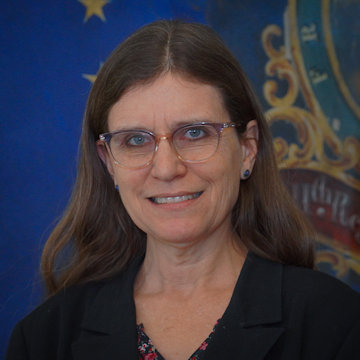 Portrait of Michelle Bos-Lun