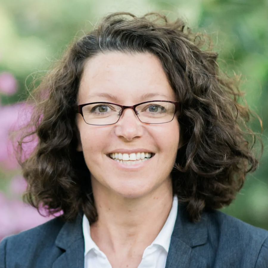 Portrait of Amy Laufer