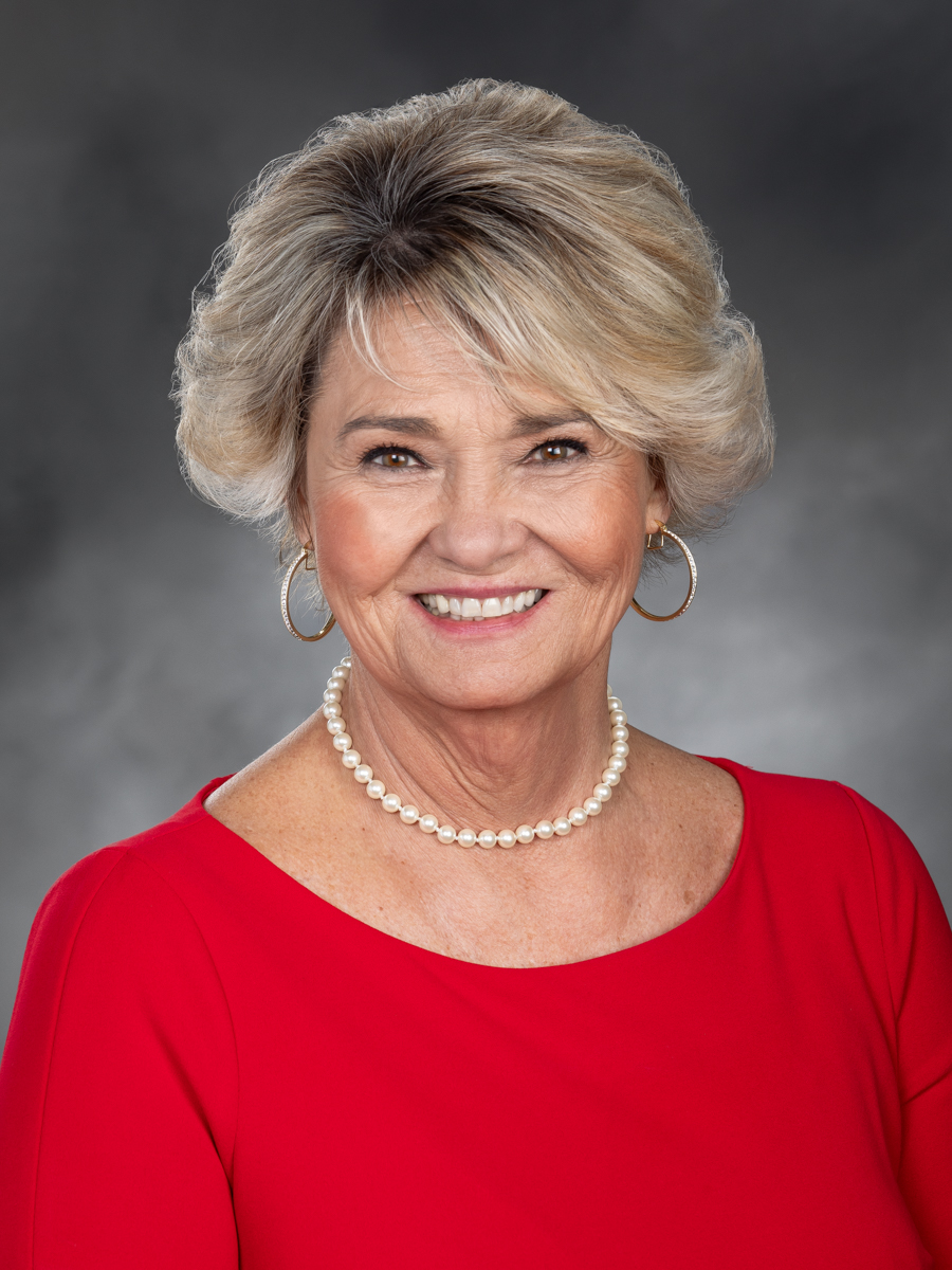 Portrait of Suzanne Schmidt