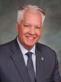 Portrait of Chris Knapp