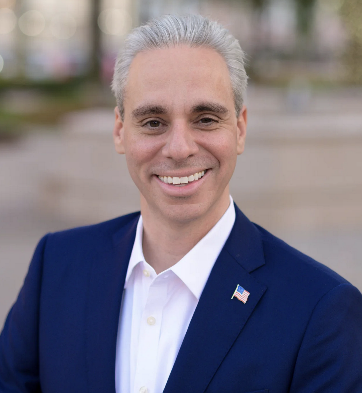 Portrait of Scott Singer