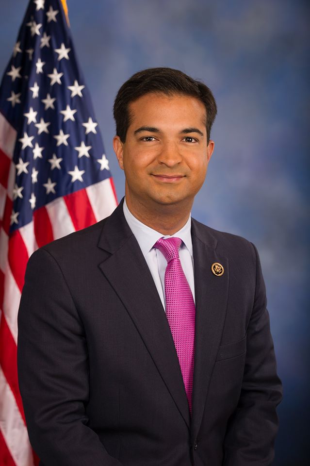 Portrait of Carlos Curbelo