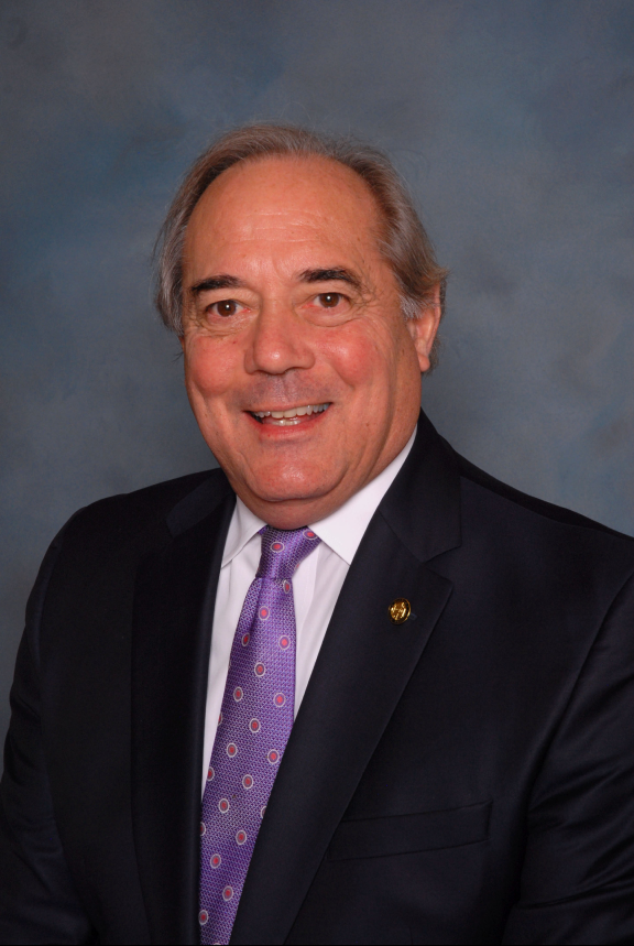 Portrait of Steve Livingston